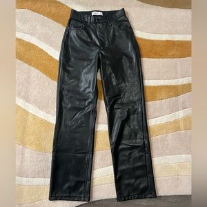 Abercrombie & Fitch Black Leather 90’s Relaxed Jean Curve love Size 0/25R